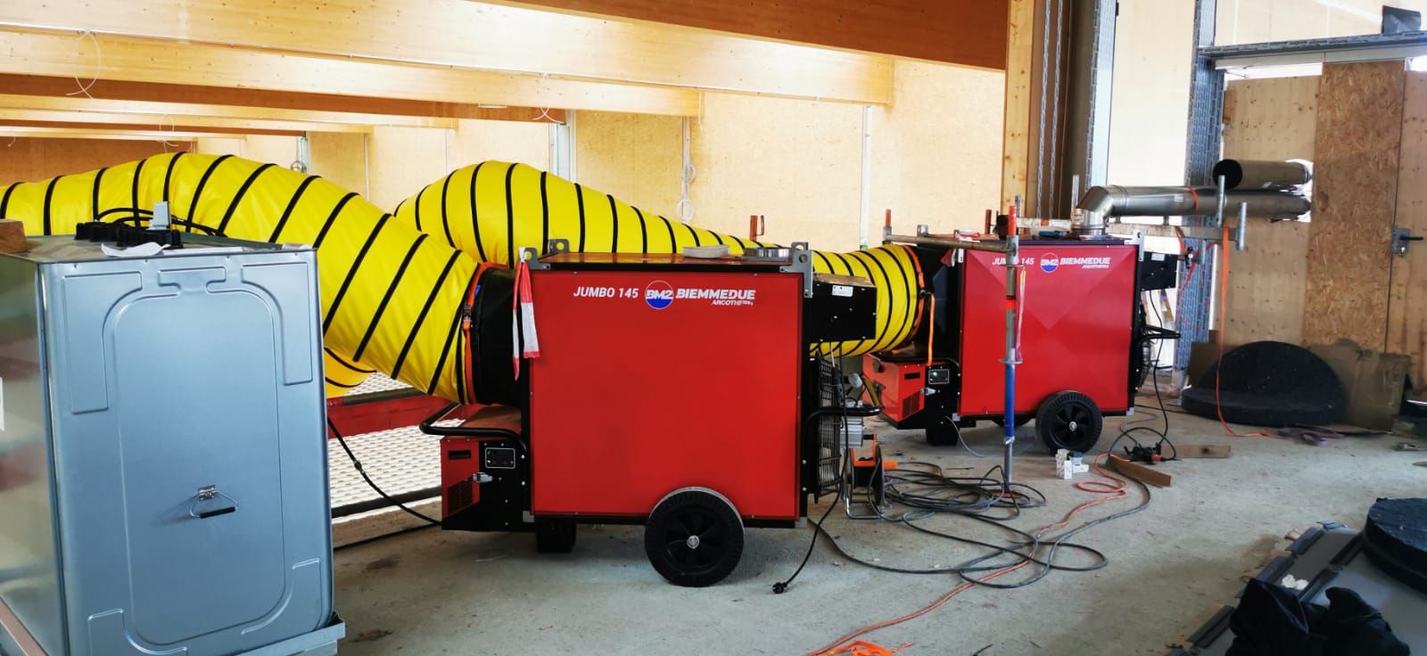 Mobiler Warmlufterhitzer mit Öl 145 kW
